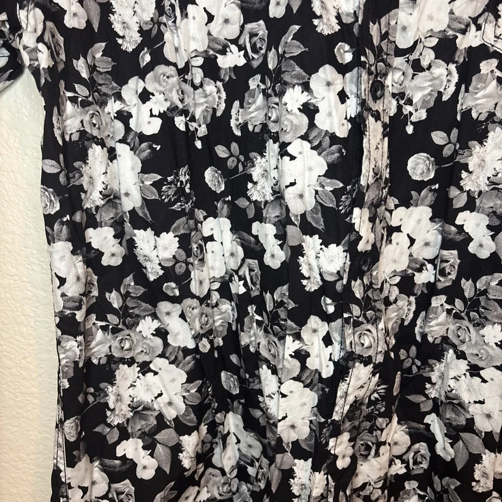 Levi's Men's XL  Classic Camper Relaxed Hawaiian Floral Hipster‎ Red Tab Shirt